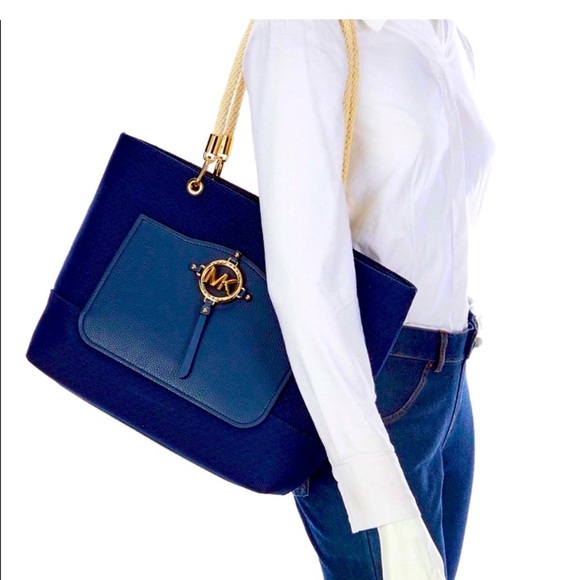Never Been Used Michael Kors Amy Navy Blue Leather Handbag With Rope Handles - Picture 1 of 6